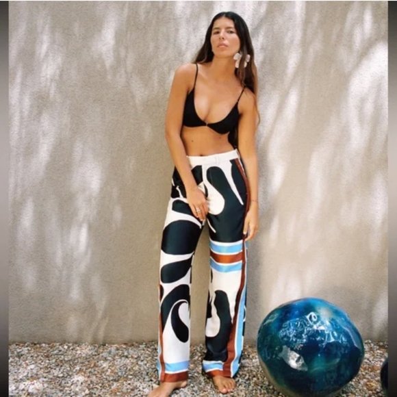 ZARA PRINTED SATIN EFFECT PALAZZO TROUSER PANTS $119 - Picture 2 of 10